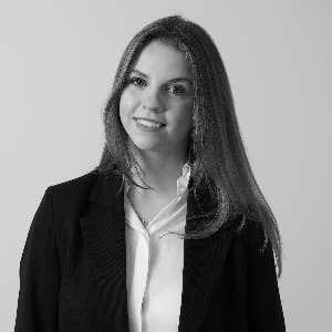 Eva Schiere